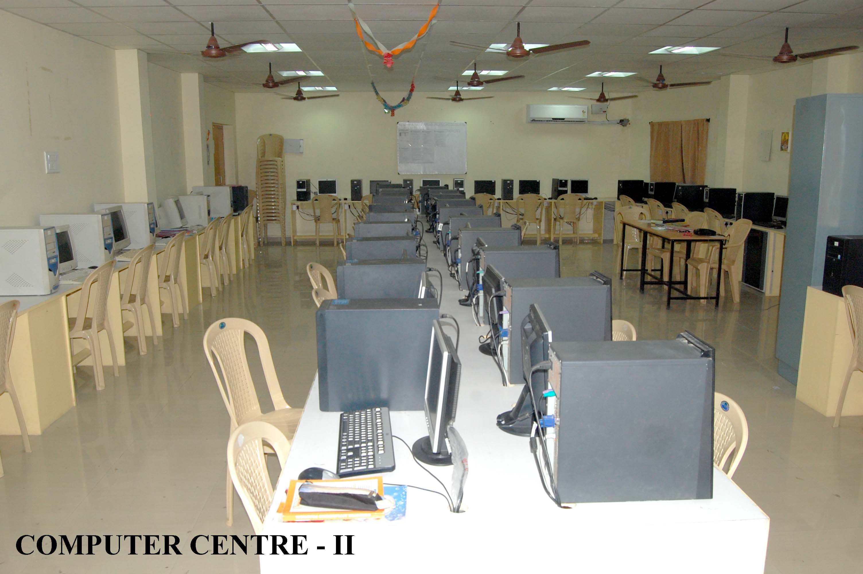 Computer Center - Sri Manakula Vinayagar Polytechnic College